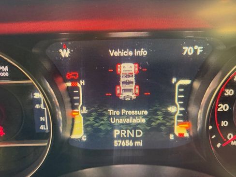 Used 2019 Jeep Wrangler Rubicon w/ LED Lighting Group image 6