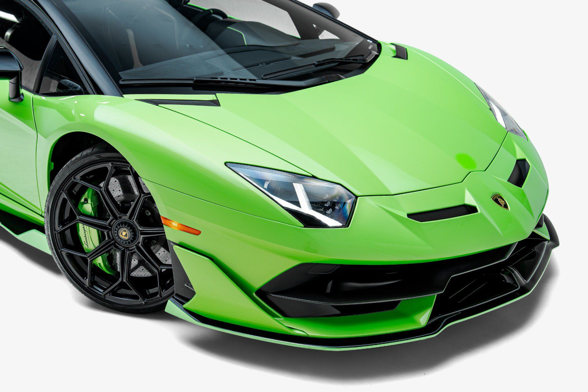Used 2019 Lamborghini Aventador SVJ AWD/4WD image 33