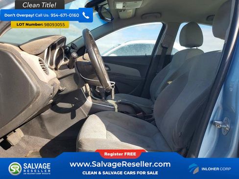 Used 2011 Chevrolet Cruze LT FWD image 9