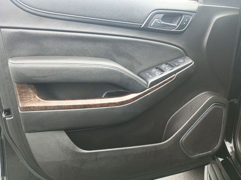 Used 2017 Chevrolet Tahoe LS w/ All-Season Package image 12