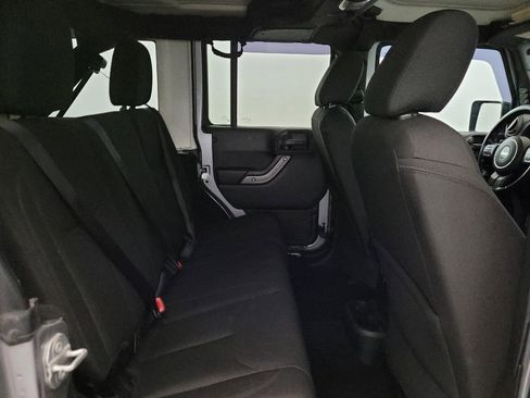 Used 2018 Jeep Wrangler Unlimited Sport AWD/4WD image 19