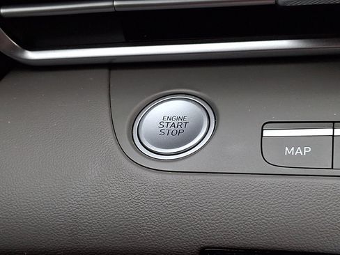 Certified 2023 Hyundai Elantra SEL w/ Convenience Package FWD image 23
