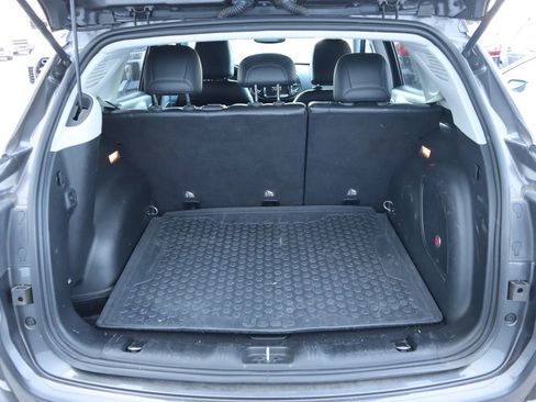 Used 2018 Jeep Compass Limited w/ Navigation Group image 11