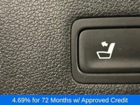 Used 2022 Hyundai Palisade SEL w/ Premium Package FWD image 10