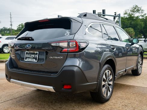 Certified 2025 Subaru Outback Limited w/ Popular Package #2 AWD/4WD image 18