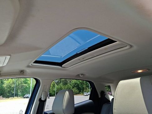 Used 2019 Ford EcoSport Titanium FWD image 14