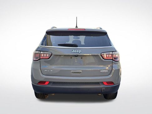 Used 2024 Jeep Compass Latitude AWD/4WD image 6