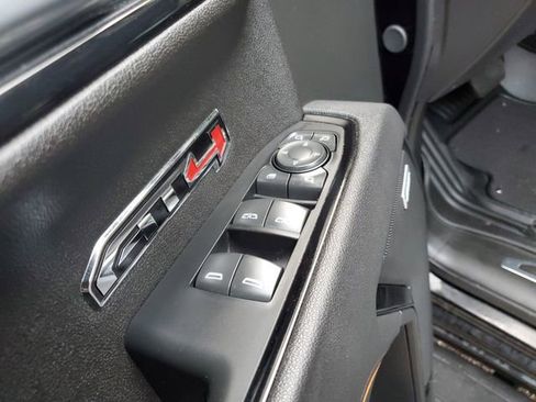 Used 2025 GMC Sierra 1500 AT4 w/ AT4 Premium Package image 18