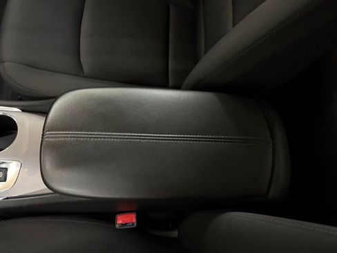 Used 2023 Chevrolet Malibu LT FWD image 47