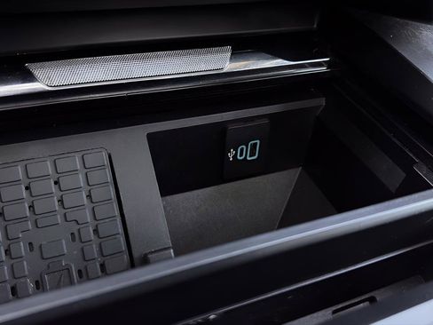 Used 2023 Ford F350 Lariat w/ Lariat Ultimate Package image 16