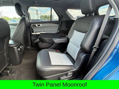 Used 2023 Ford Explorer XLT w/ Equipment Group 202A AWD/4WD image 7