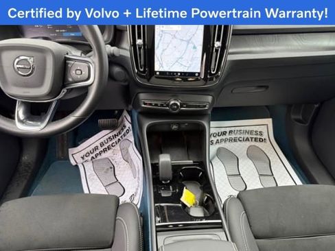 Used 2023 Volvo C40 P8 Recharge Ultimate image 9