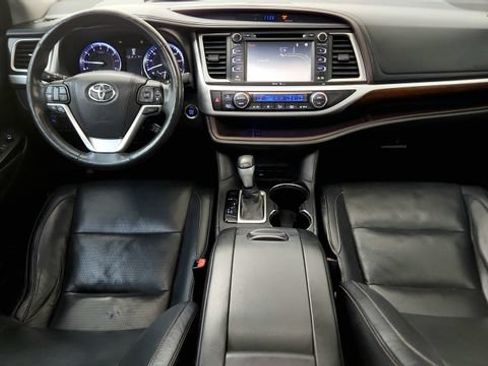 Used 2015 Toyota Highlander Limited Platinum FWD image 56