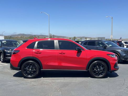 Certified 2025 Honda HR-V Sport image 24