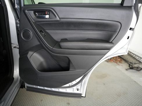 Used 2018 Subaru Forester 2.0XT Touring AWD/4WD image 42
