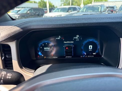 Used 2025 Ford Bronco Outer Banks AWD/4WD image 41