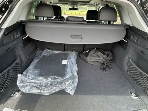 Used 2024 Audi Q5 e Premium Plus w/ Premium Plus Package image 43