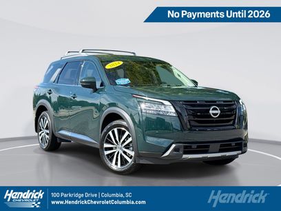 Used 2024 Nissan Pathfinder Platinum w/ Black Appearance Package