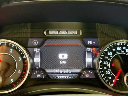 Used 2022 RAM 2500 Laramie AWD/4WD image 10