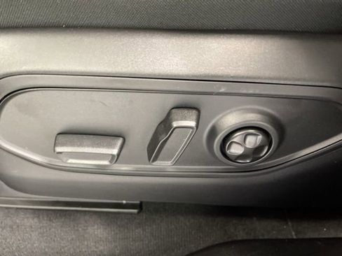 New 2026 Jeep Grand Cherokee Limited image 16