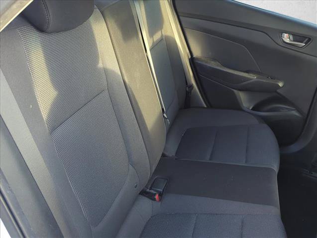 Used 2018 Hyundai Accent SE FWD image 21