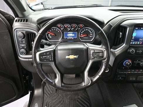 Used 2021 Chevrolet Silverado 1500 LT w/ Convenience Package II AWD/4WD image 30