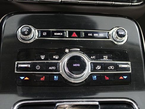 Used 2023 Lincoln Nautilus Reserve w/ Equipment Group 201A image 48