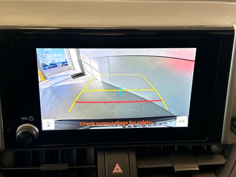 Used 2024 Toyota RAV4 XLE image 16