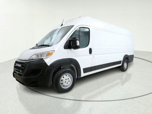 Used 2023 RAM ProMaster 3500 FWD image 3