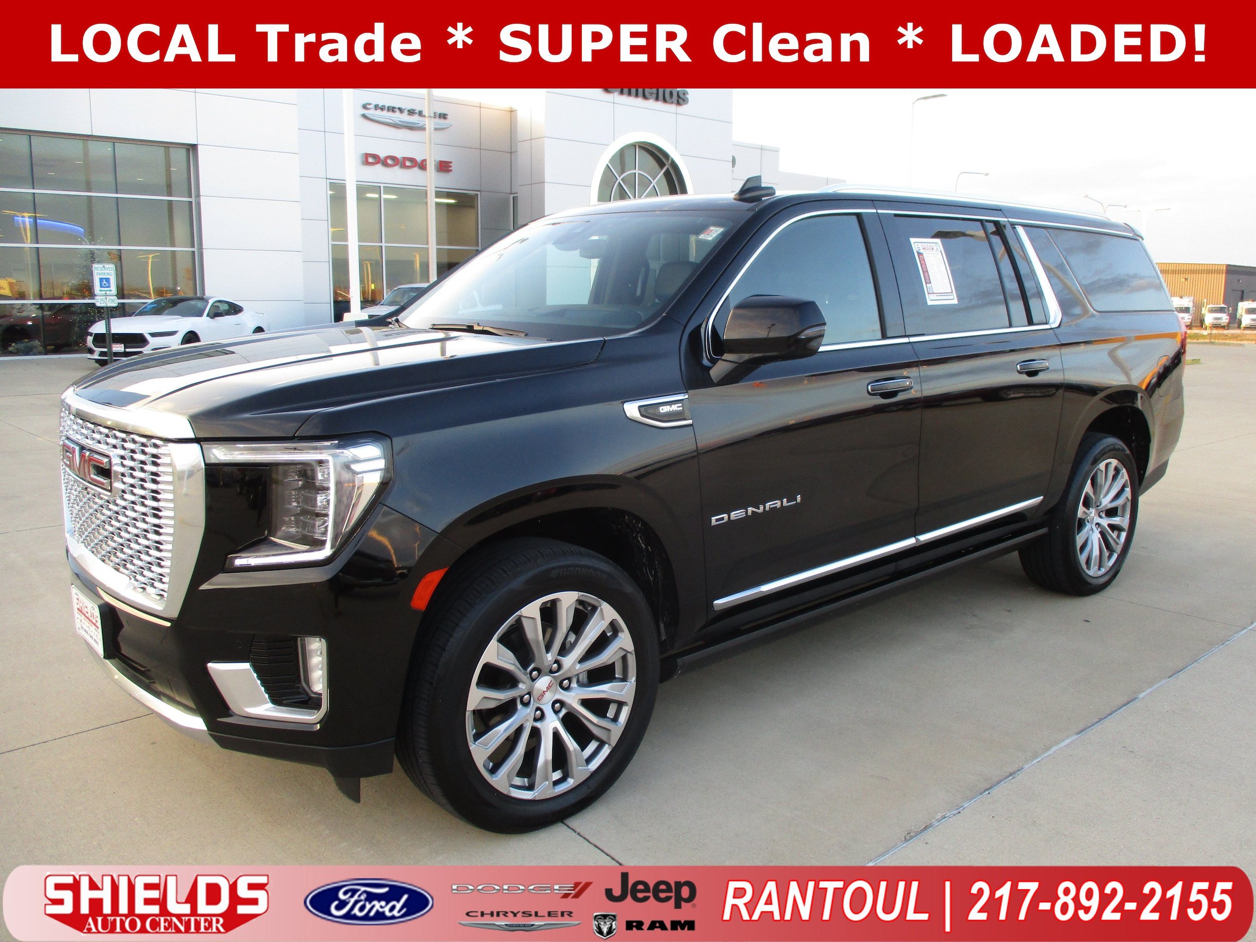 Used 2022 GMC Yukon XL Denali w/ Max Trailering Package AWD/4WD image 1