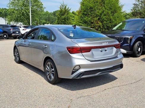 Used 2024 Kia Forte LXS FWD image 7