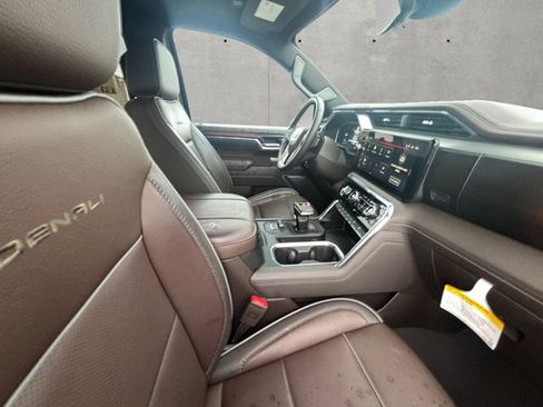 Used 2024 GMC Sierra 1500 Denali w/ Denali Reserve Package RWD image 30