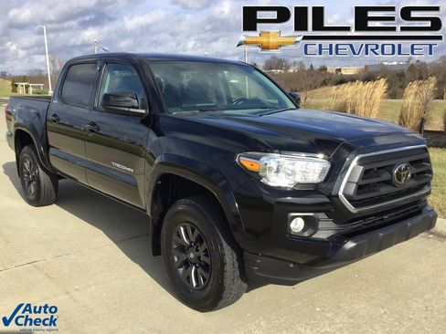 Used 2023 Toyota Tacoma SR5 image 1