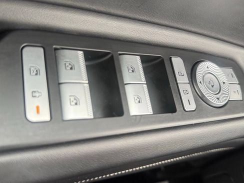 Used 2021 Genesis GV80 3.5T AWD/4WD image 18