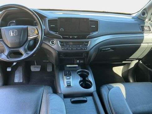 Used 2022 Honda Pilot Special Edition image 11
