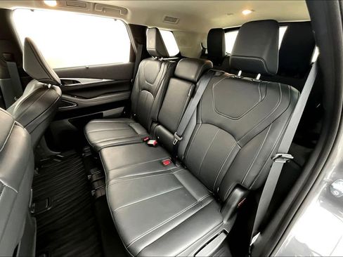 Certified 2025 INFINITI QX60 Luxe image 34
