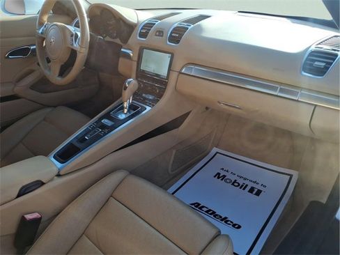 Used 2015 Porsche Boxster image 24