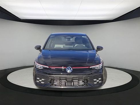 New 2026 Volkswagen GTI SE image 2