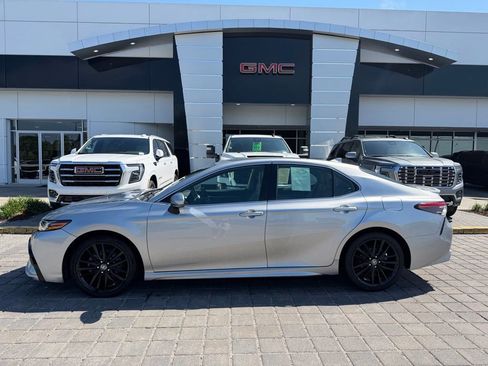 Used 2023 Toyota Camry XSE FWD image 36