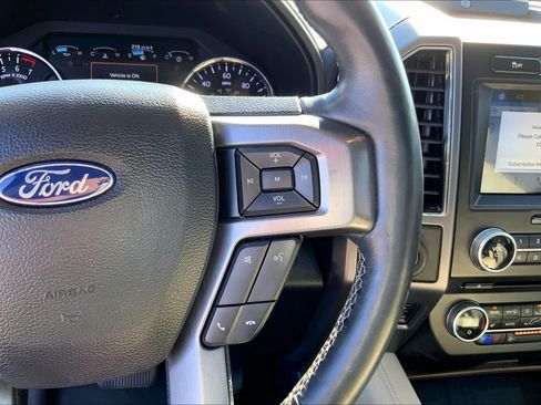 Used 2018 Ford Expedition Platinum RWD image 22
