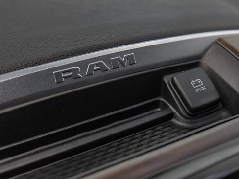 Used 2024 RAM 3500 Laramie image 29