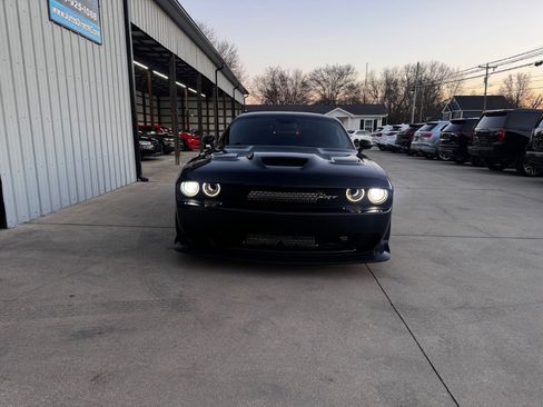 Used 2019 Dodge Challenger R/T Scat Pack w/ Widebody Package image 16
