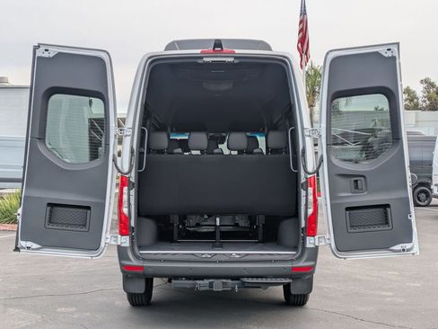 New 2024 Mercedes-Benz Sprinter 2500 image 10