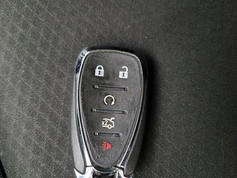 Used 2022 Chevrolet Malibu LS w/ Driver Confidence Package II image 32