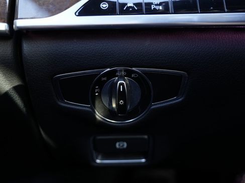 Used 2014 Mercedes-Benz S 550 Sedan image 58
