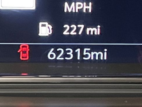 Used 2021 GMC Sierra 1500 Denali w/ Denali Ultimate Package image 26