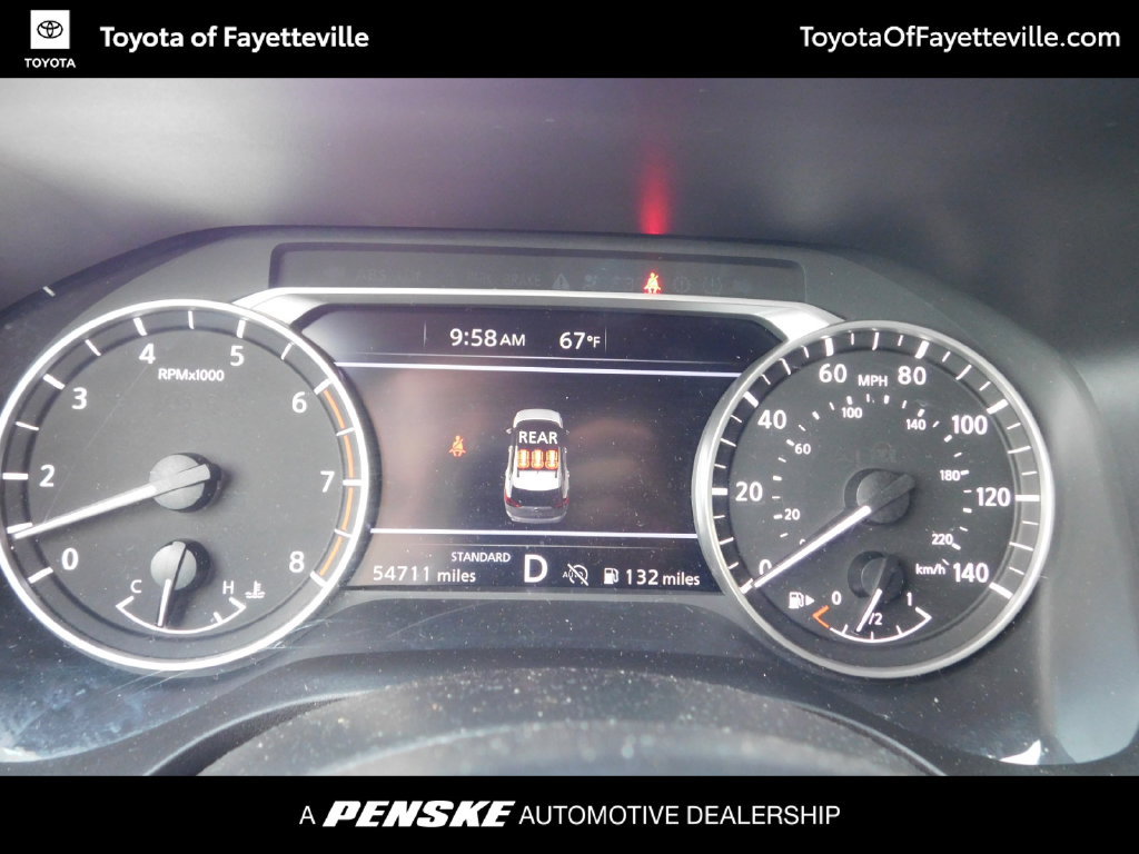 Used 2024 Nissan Rogue SV FWD image 6