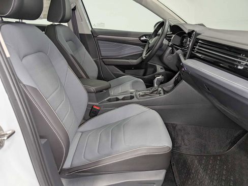 Used 2025 Volkswagen Jetta SEL image 42