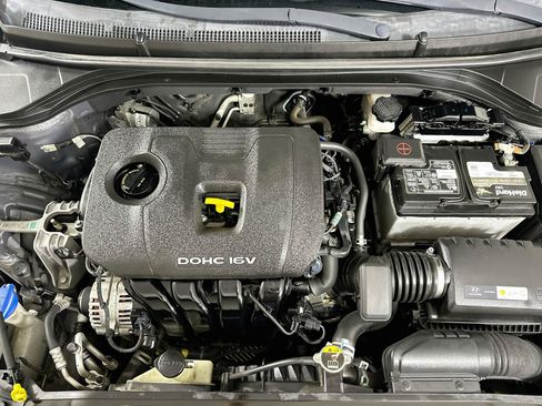 Used 2018 Hyundai Elantra Value Edition FWD image 32