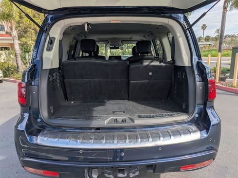 Used 2024 INFINITI QX80 Luxe image 30